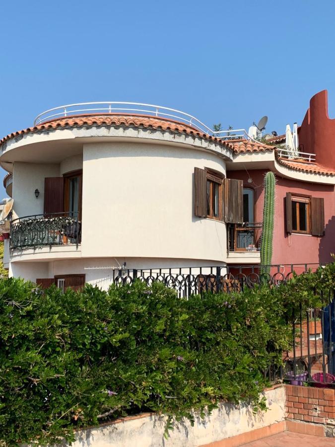 Diego'S House Aci Castello Bagian luar foto